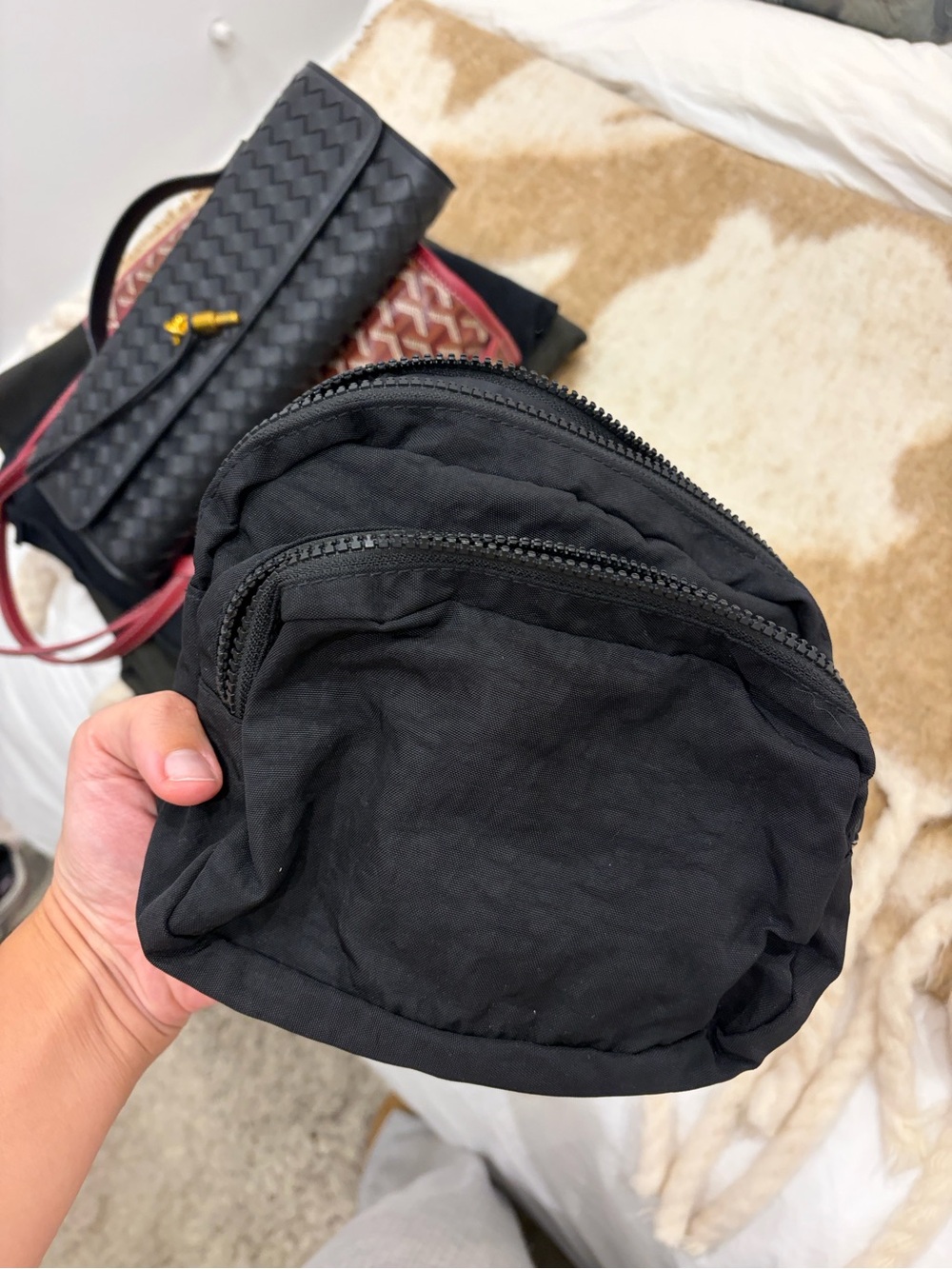 Baggu Nylon Fanny Pack Shoulder Bag in Black
